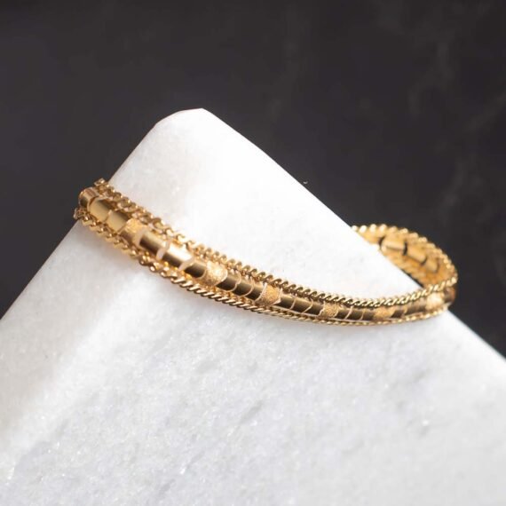 Pulsera de oro 18k con cierre tipo cajón